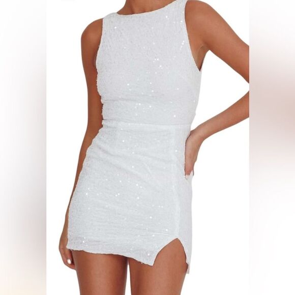 Caviotess Dresses & Skirts - Caviotess Women's Sexy Backless Sparkly Sequin Mini Dress with Split Hem NWOT